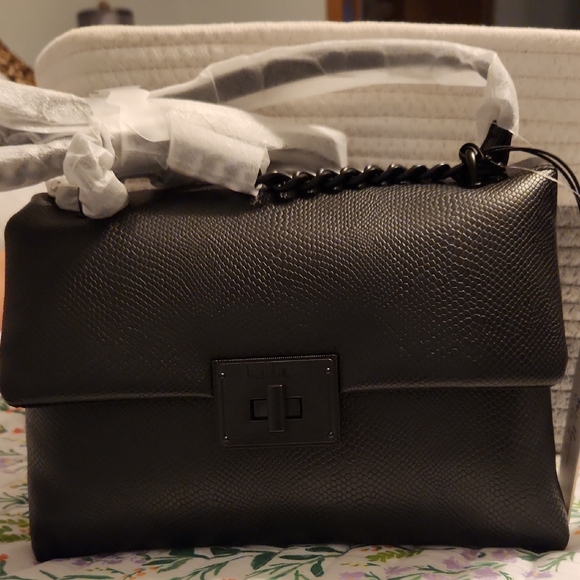Nicole by Nicole Miller Black Shoulder Bag with Chain Strap - Picture 1 of 2